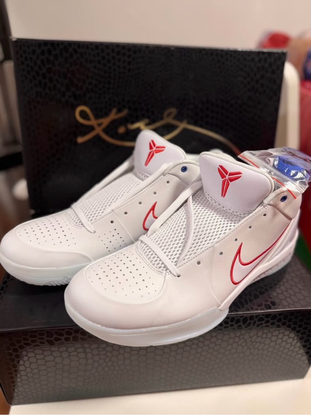 Nike Kobe 4 protro sixers colorway men’s size 14